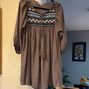 JODIFL Taupe Boho Embroidered Style Peasant Dress Size M